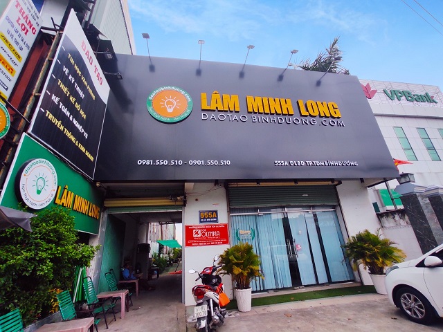 lam-minh-long-ban-ngay