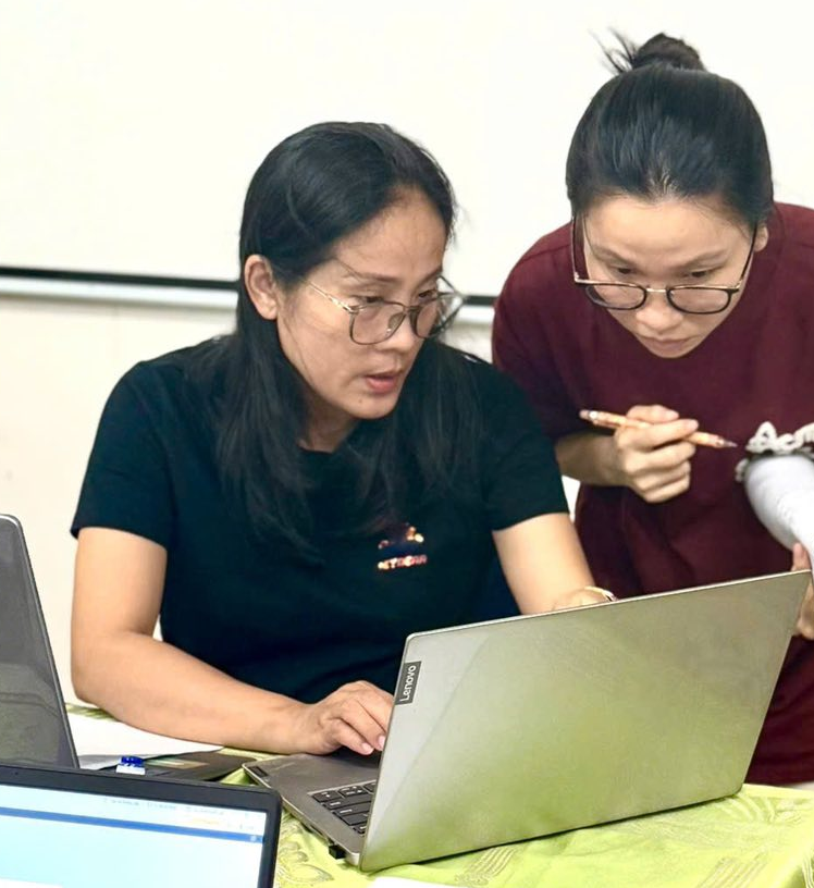 Thầy Công